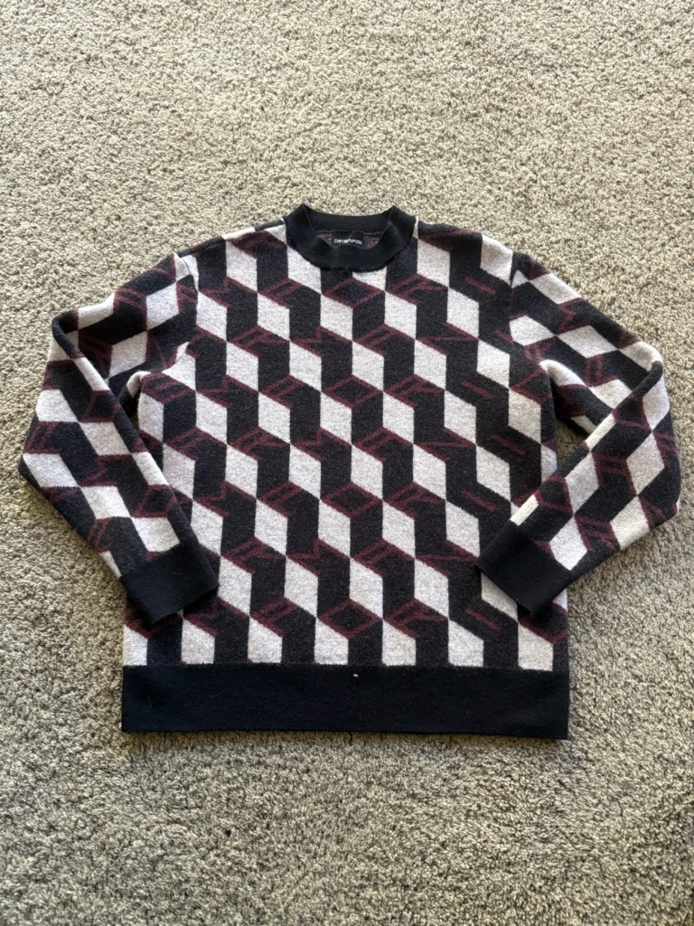 Emporio Armani Geometric Virgin Wool
Maroon Black Print crewneck sweater, Sz Med